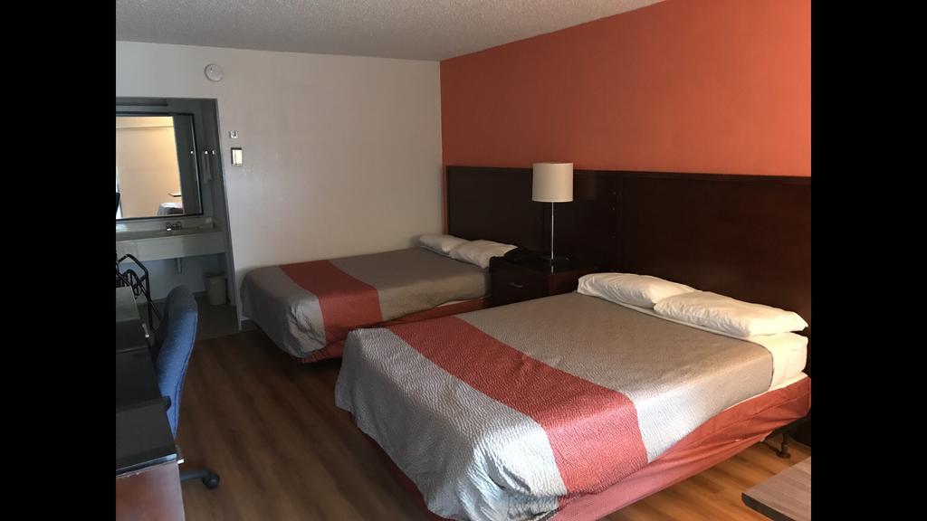 Regency Inn And Conference Center Clinton Kültér fotó